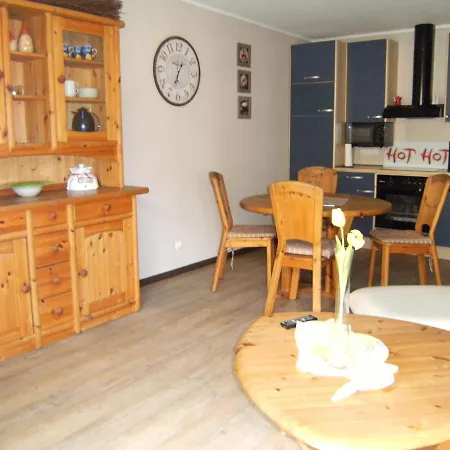 Apartamento Bio-Ferienweingut Leyendecker Kattenes Exterior foto